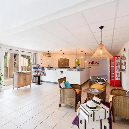 Garden&city Les Bastides De 3*