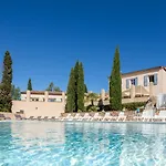 Ξενοδοχείο με διαμερίσματα Garden & Les Bastides De