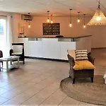 Garden & Les Bastides De Ξενοδοχείο με διαμερίσματα Grimaud