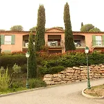 Ξενοδοχείο με διαμερίσματα Garden & Les Bastides De