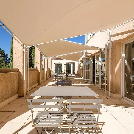 Garden & Les Bastides De 3*