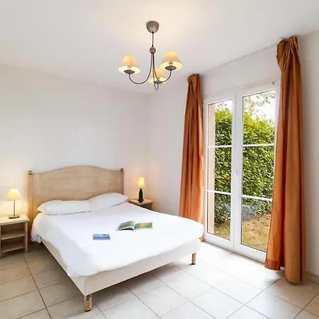 Garden & Les Bastides De Hotel apartamentowy