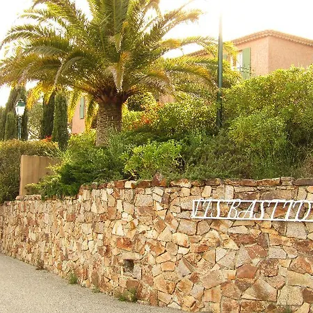 Garden & Les Bastides De 公寓式酒店 格里莫