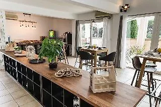 شقة فندقية Garden & Les Bastides De