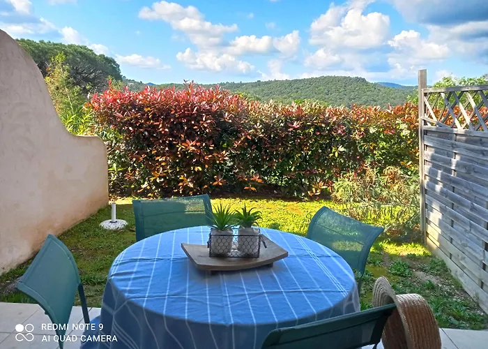 Garden & Les Bastides De شقة فندقية