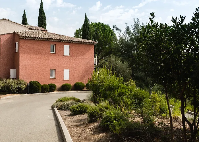 شقة فندقية Garden & Les Bastides De