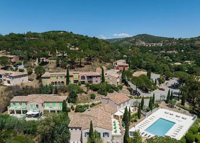 Garden & Les Bastides De 3* غريمو